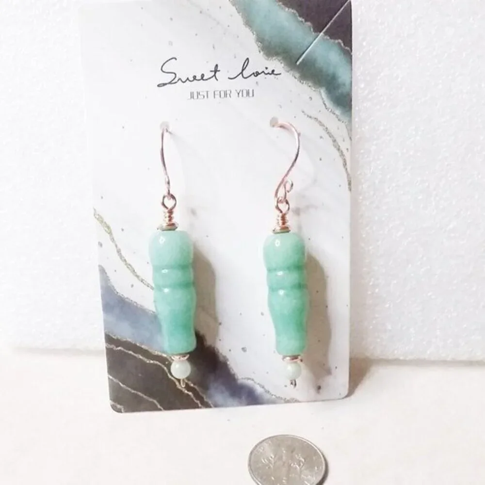 Sculpted Serenity! Green Agate & Copper Hammered Earwires - OOAK EARCANDY!!!